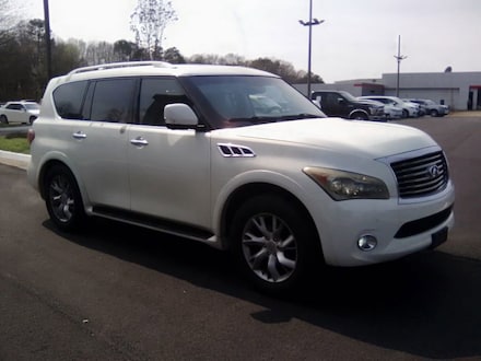 2011 INFINITI QX56 SUV