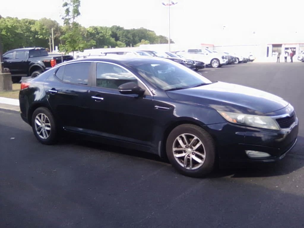 2013 Kia Optima LX AT's photo