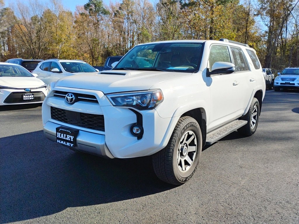 2024 Toyota 4Runner TRD Off-Road Premium photo 3