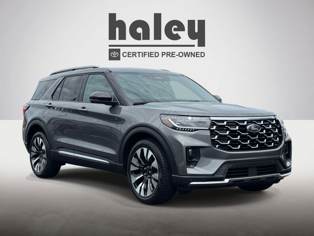 2026 Ford Explorer Platinum 4WD's photo