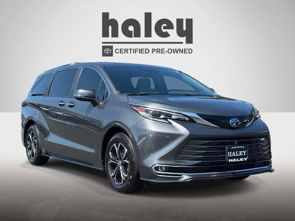 Used 2025 Toyota Sienna Platinum Minivan/Van