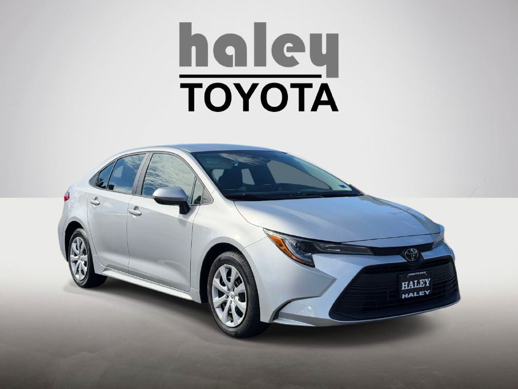 2025 Toyota Corolla LE Sedan
