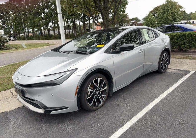 2023 Toyota Prius Prime XSE Hatchback