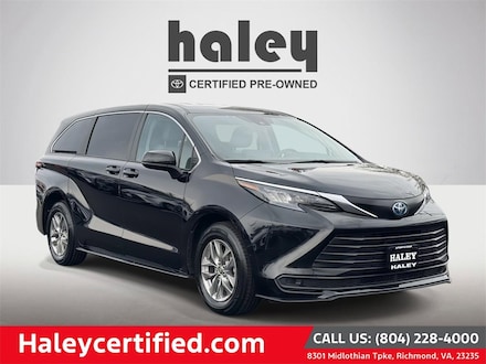 2024 Toyota Sienna LE Van Passenger Van