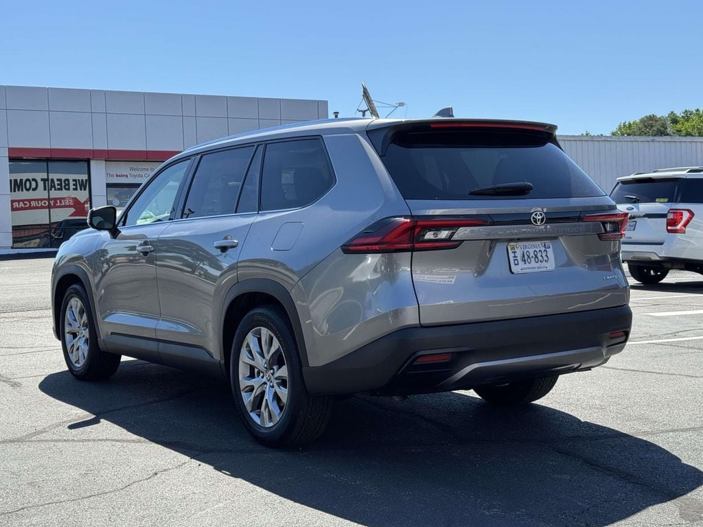 2025 Toyota Grand Highlander Limited - Photo 24