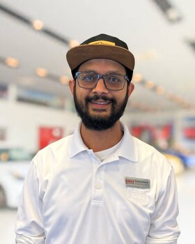 Staff member Raman Kumar from e96aa12d6395