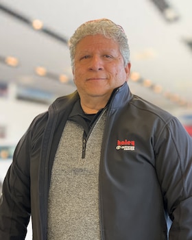 Staff member David Rodz from bdab47997e18