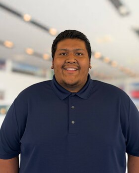 Staff member Bryan Leiva Hernandez from bdab47997e18