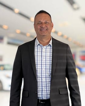 Staff member Ron Flores from d3b99507771e