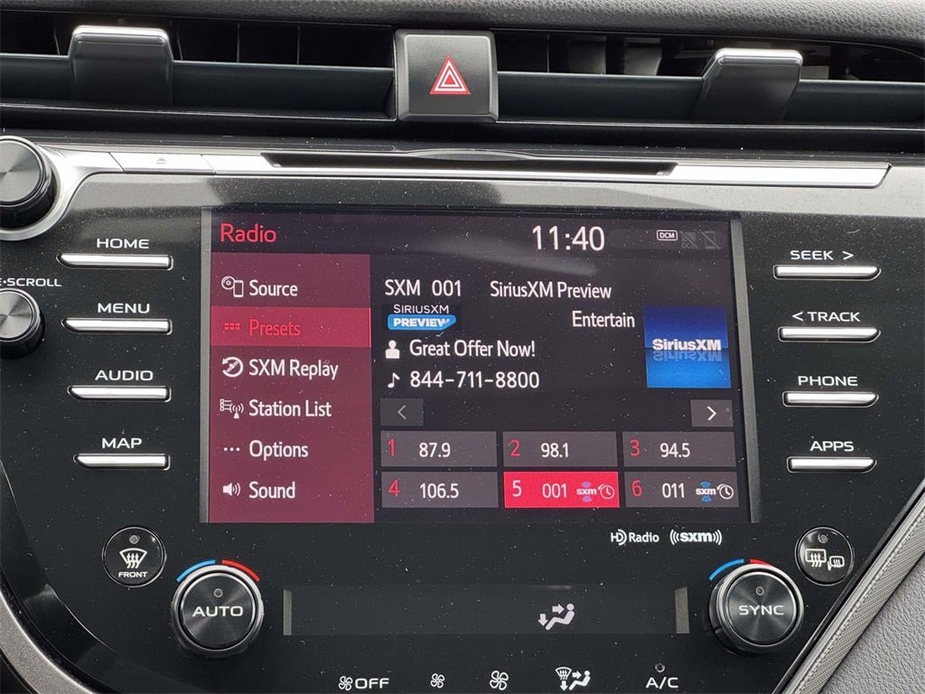 Used 2019 Toyota Camry SE Sedan