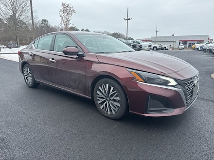 2023 Nissan Altima 2.5 SV Sedan