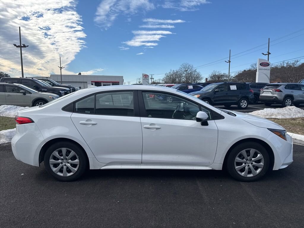 Used 2025 Toyota Corolla LE Sedan