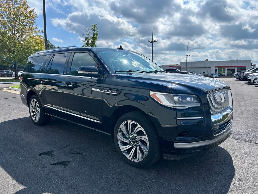 Used 2024 Lincoln Navigator L Premiere SUV