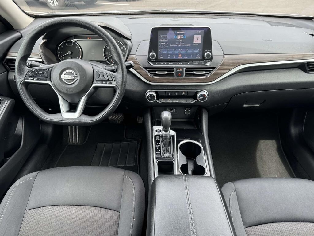 Used 2024 Nissan Altima 2.5 SV Sedan