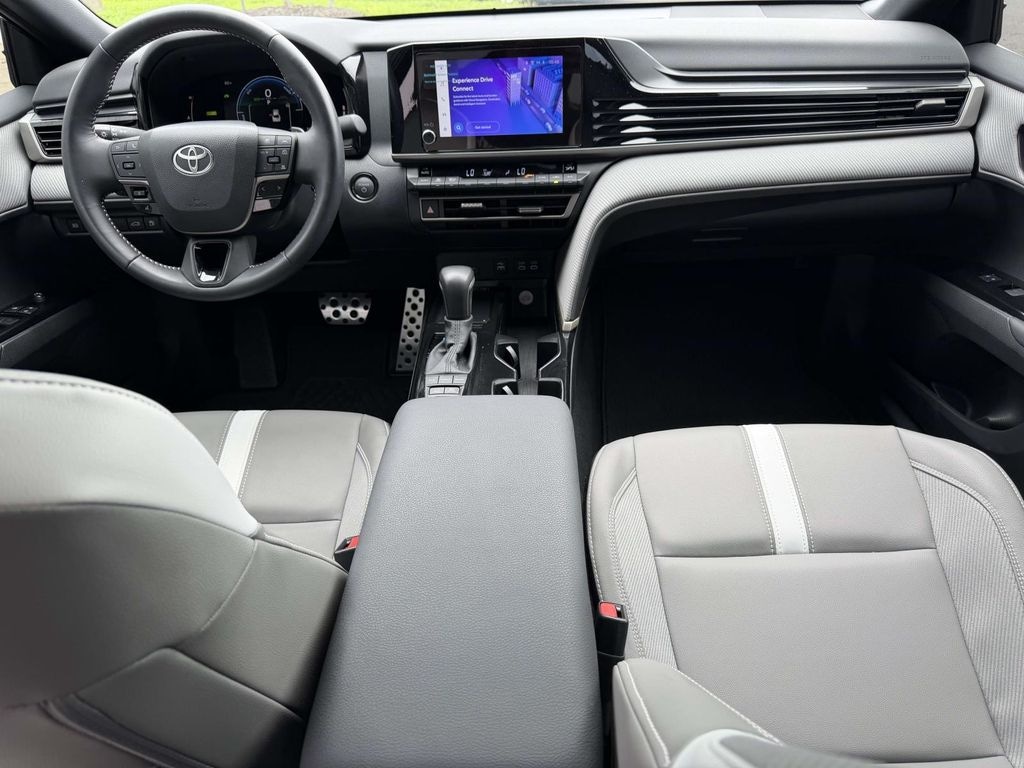 Used 2025 Toyota Camry SE Sedan
