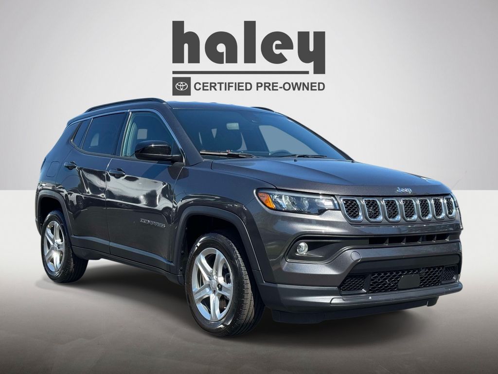 2024 Jeep Compass Latitude 4X4's photo