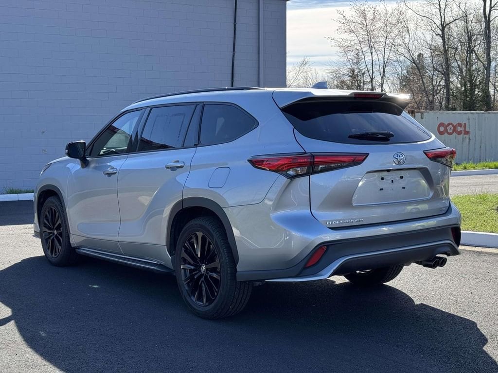 2023 Toyota Highlander XSE - Photo 23