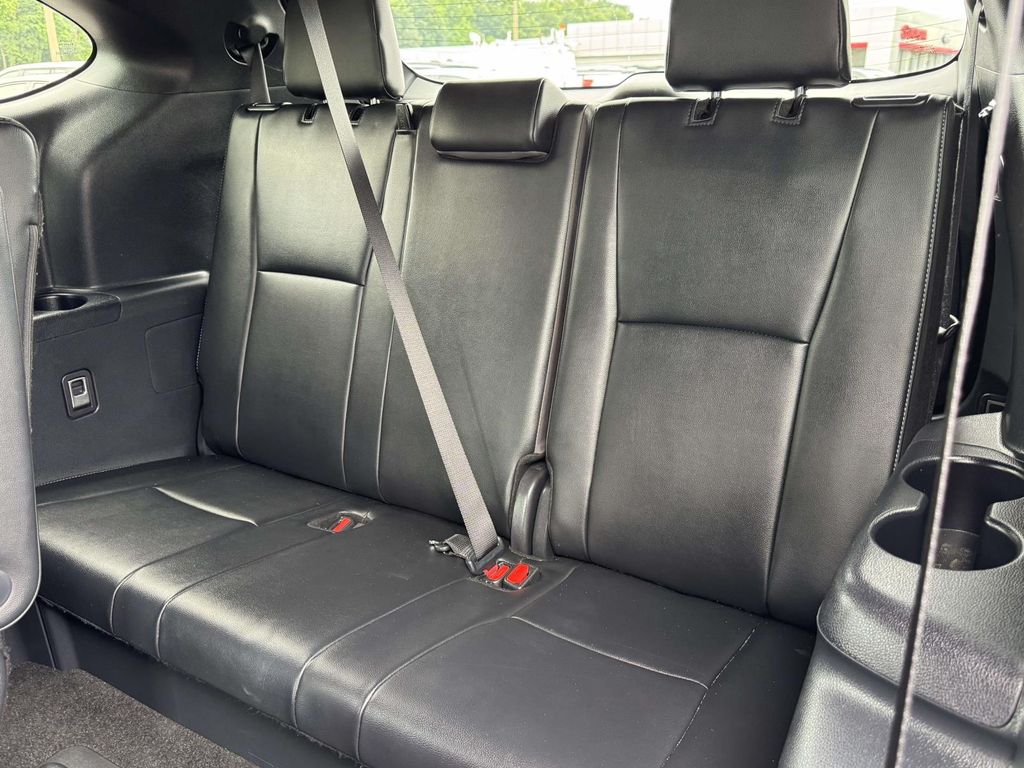2025 Toyota Highlander XSE - Photo 17