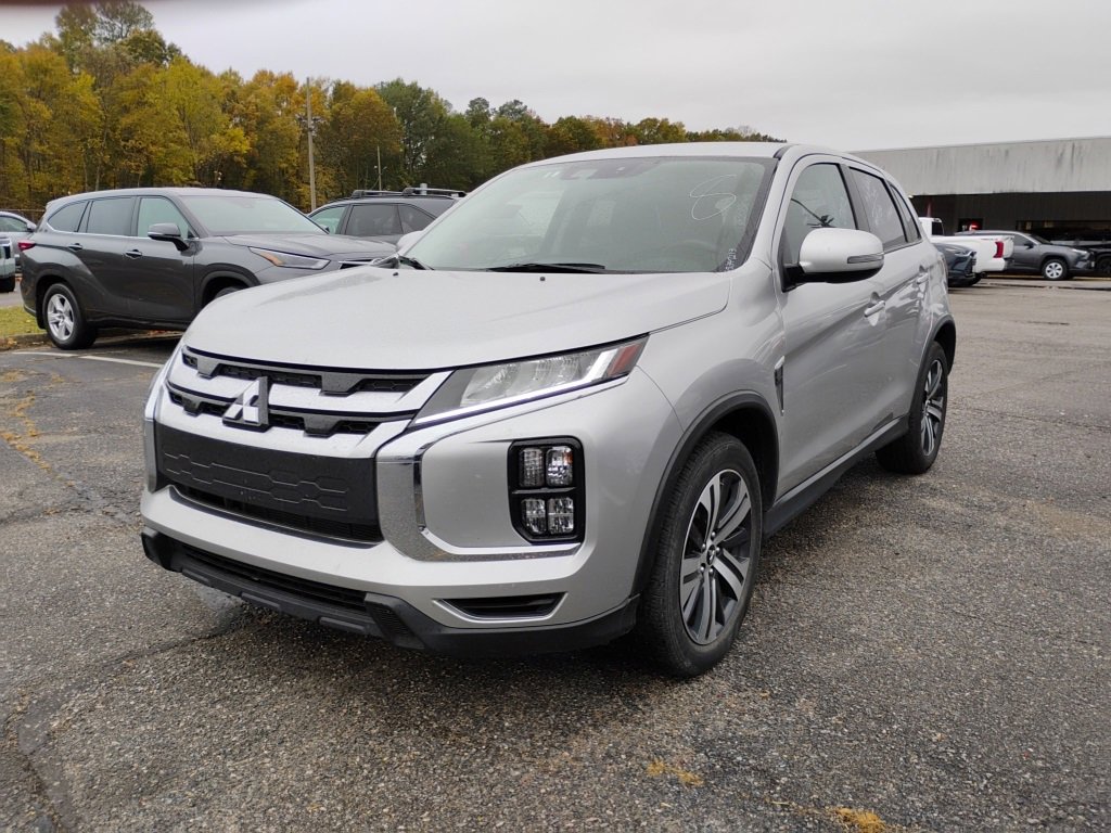 2024 Mitsubishi Outlander Sport ES photo 4