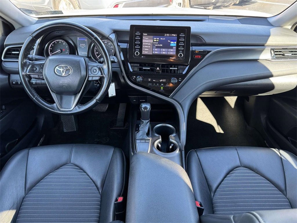 2023 Toyota Camry SE photo 2