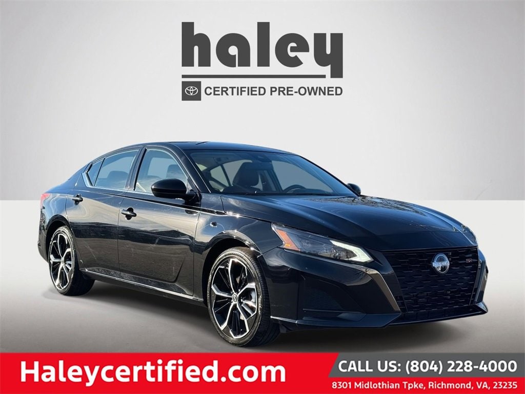 Used 2025 Nissan Altima 2.5 SR Sedan