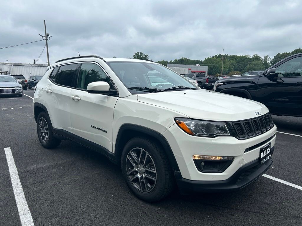 Used 2018 Jeep Compass Latitude SUV
