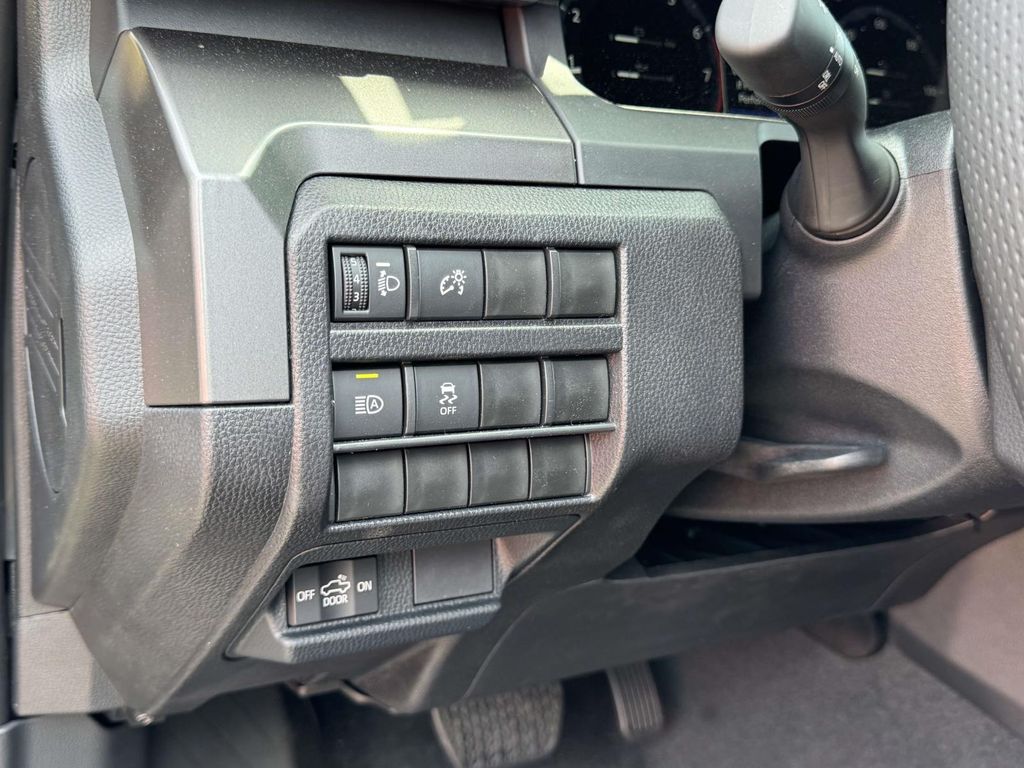 2026 Toyota Tacoma TRD Off Road - Photo 10