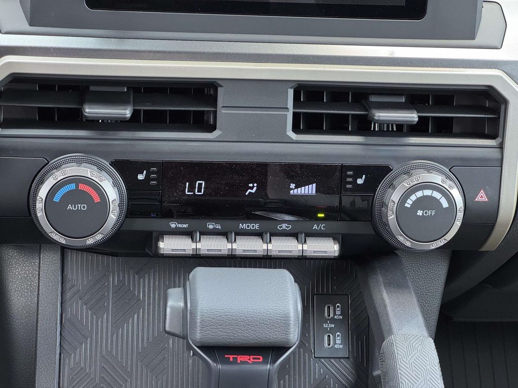 2026 Toyota Tacoma TRD Off Road - Photo 5