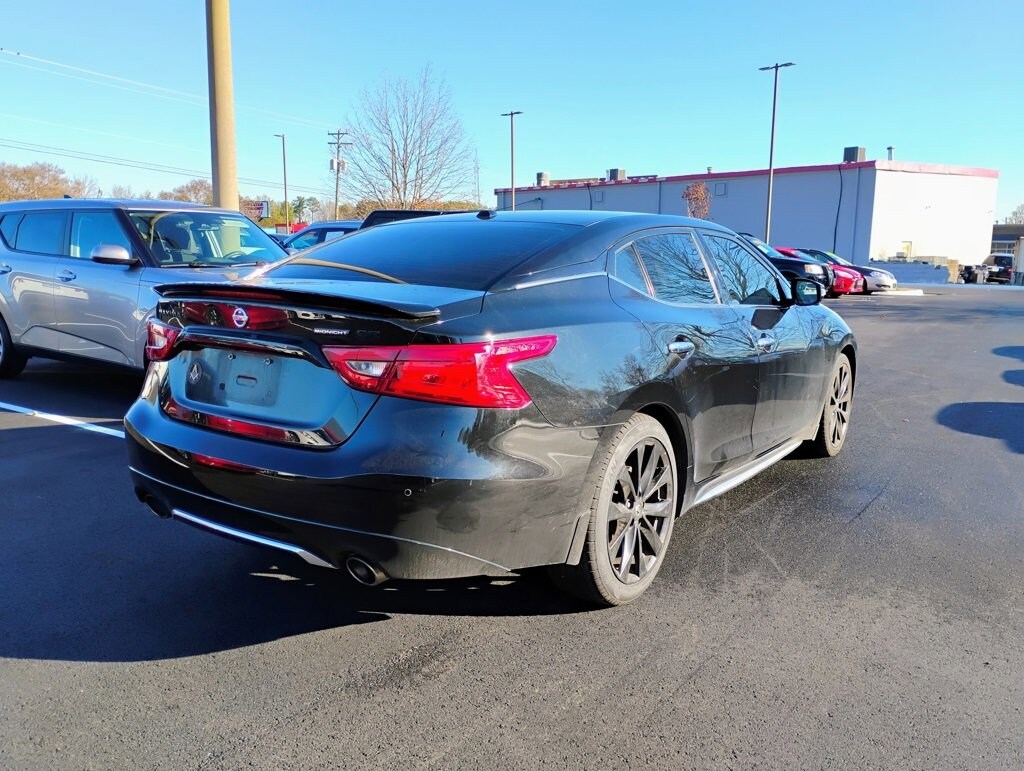 Used 2018 Nissan Maxima SR Sedan