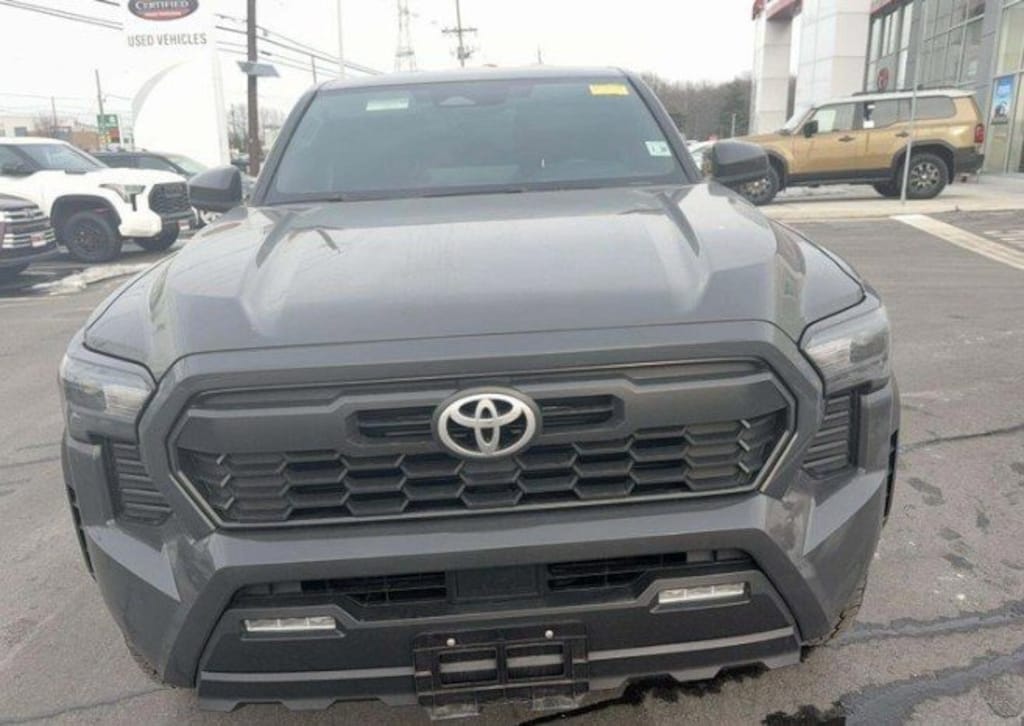 Used 2025 Toyota Tacoma TRD Off-Road Truck Double Cab