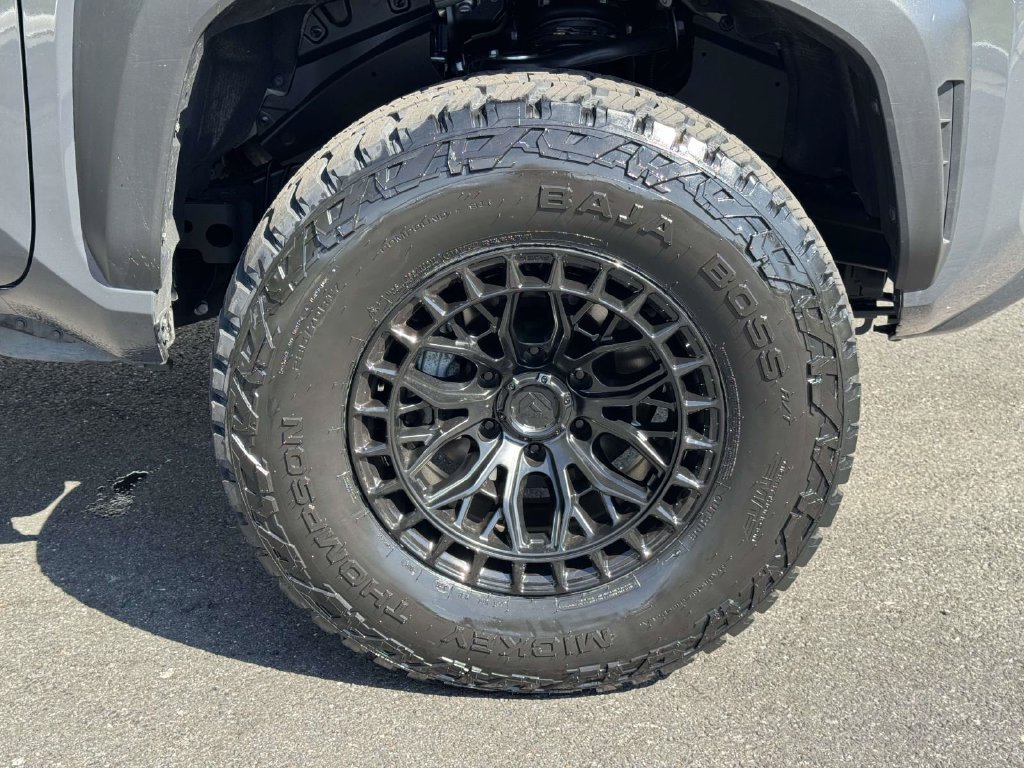 2025 Toyota 4Runner TRD Off-Road - Photo 26