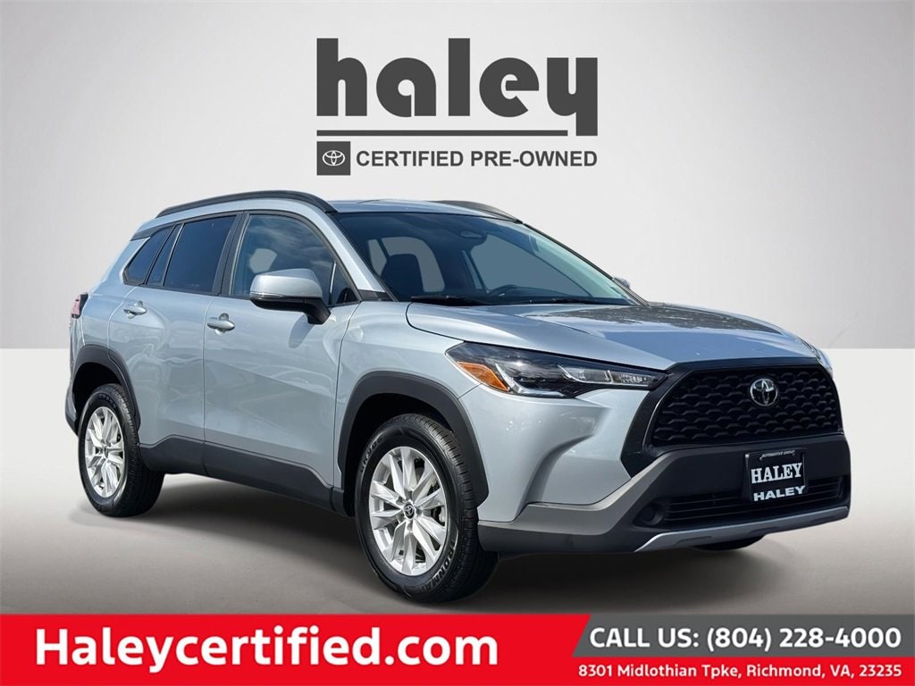 Used 2024 Toyota Corolla Cross LE SUV