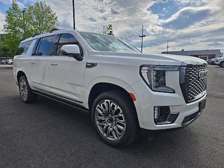 2023 GMC Yukon XL Denali Ultimate SUV