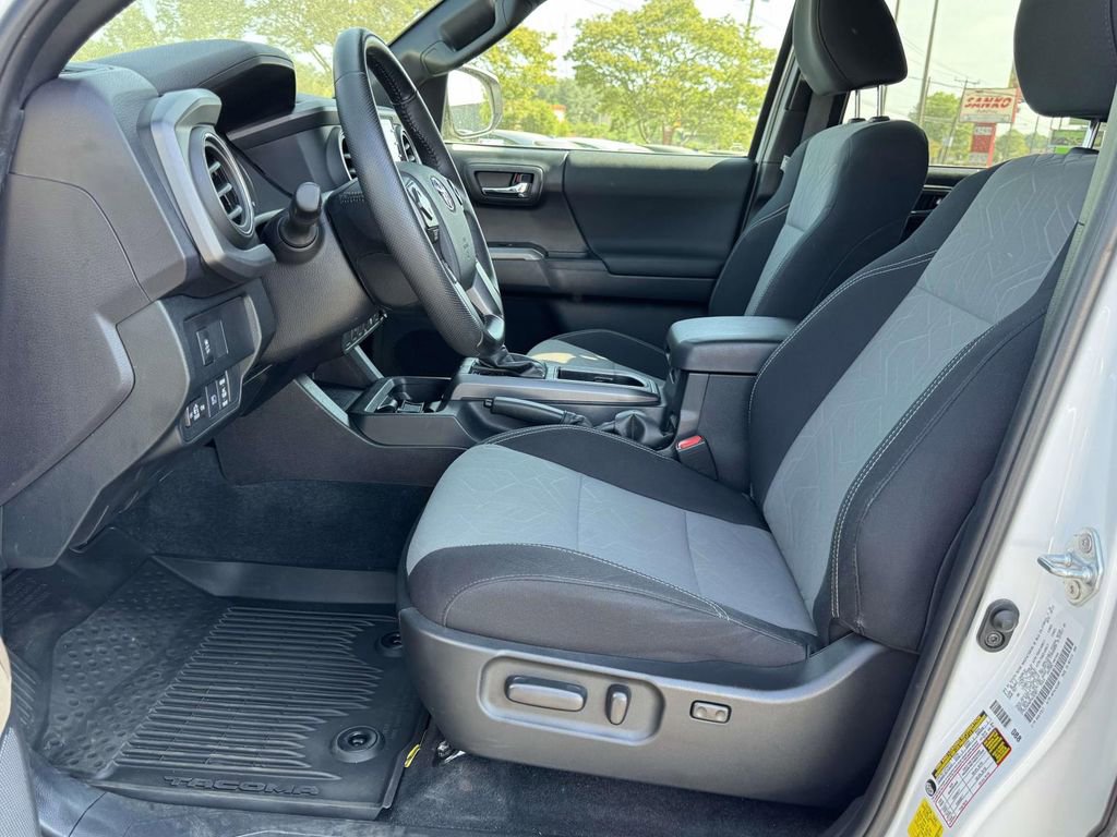2023 Toyota Tacoma TRD Sport - Photo 20