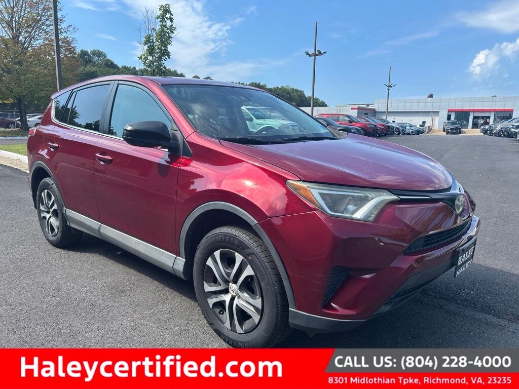 Used 2018 Toyota RAV4 LE SUV