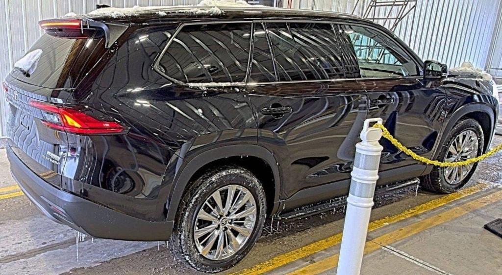 Used 2024 Toyota Grand Highlander Platinum SUV