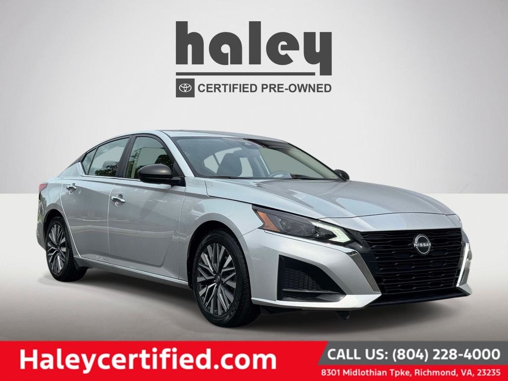 Used 2024 Nissan Altima 2.5 SV Sedan