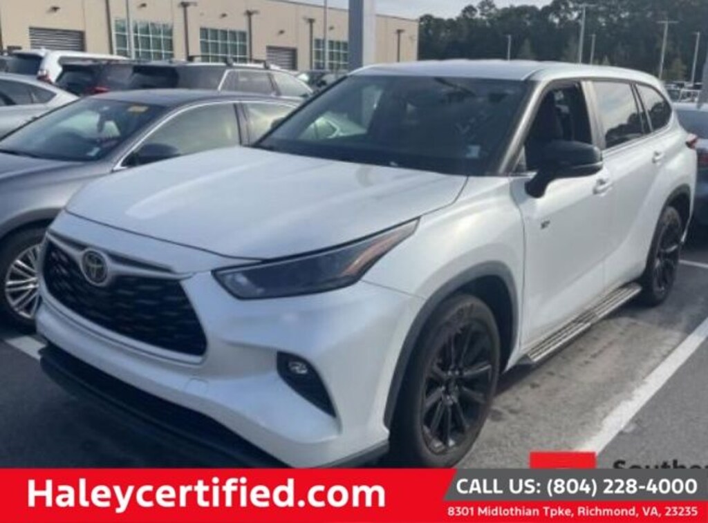 Used 2023 Toyota Highlander LE SUV