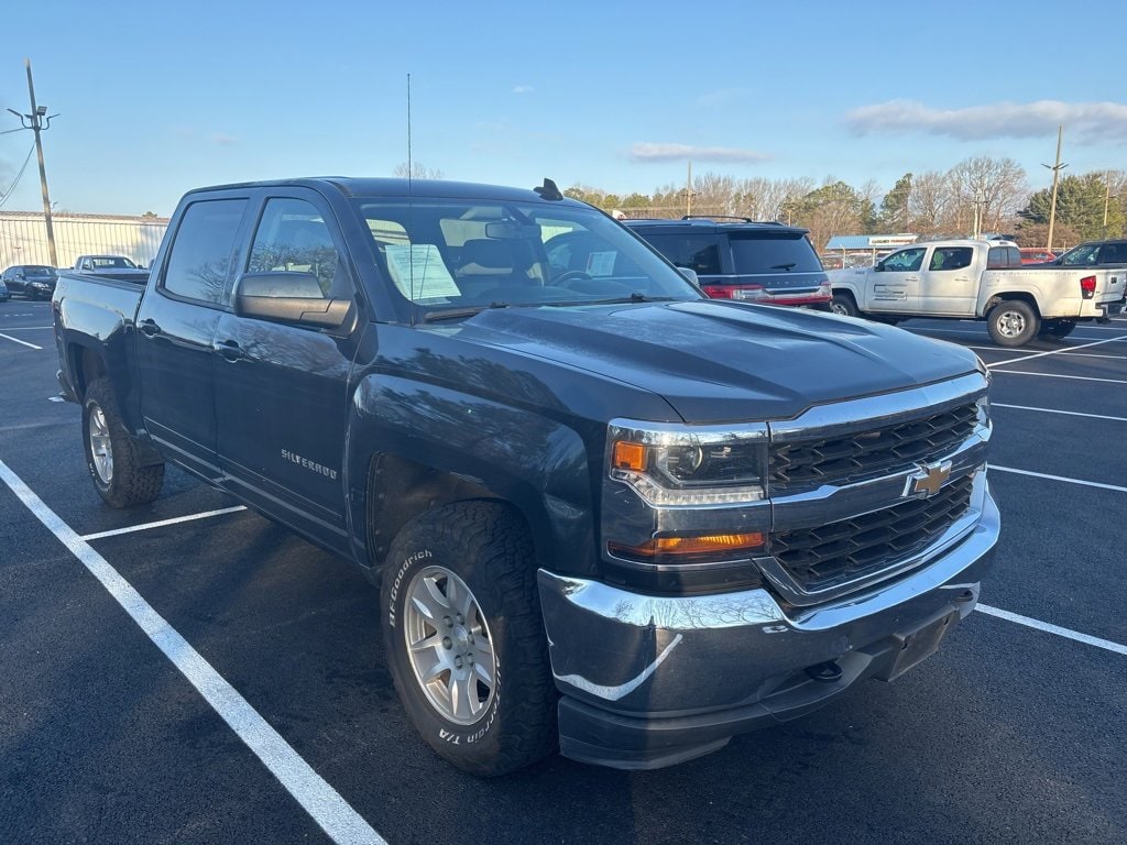 2018 Chevrolet Silverado 1500 LT's photo