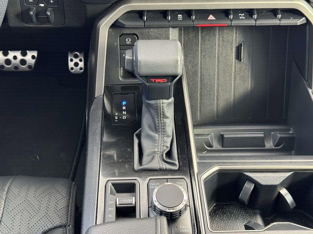 2022 Toyota Tundra SR5 - Photo 6