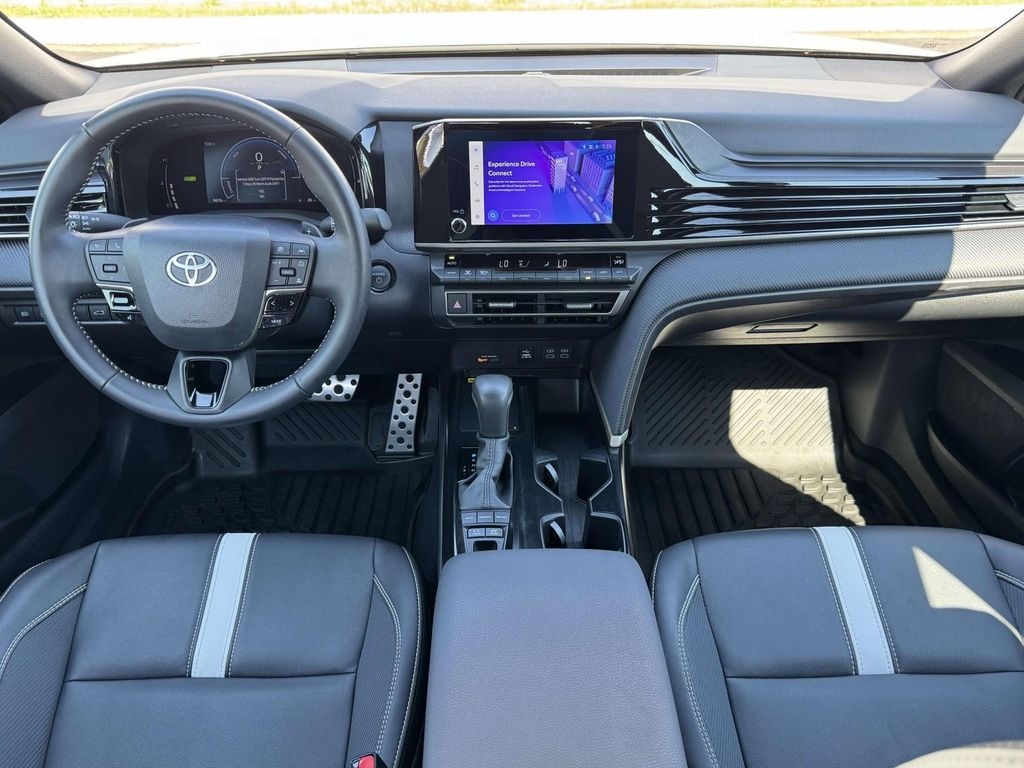 Used 2025 Toyota Camry SE Sedan
