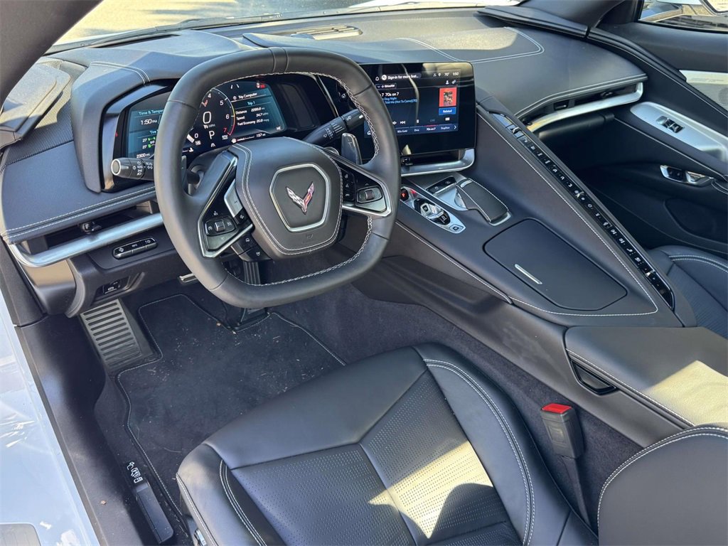 2025 Chevrolet Corvette Stingray 2LT Convertible photo 3