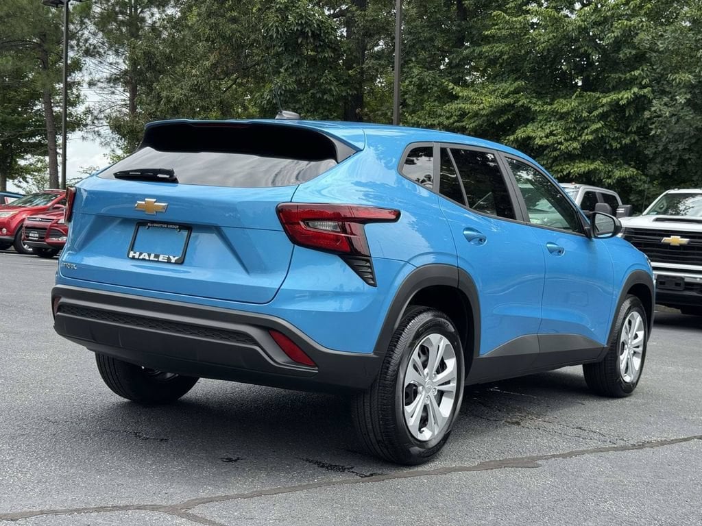 2026 Chevrolet Trax LS - Photo 20