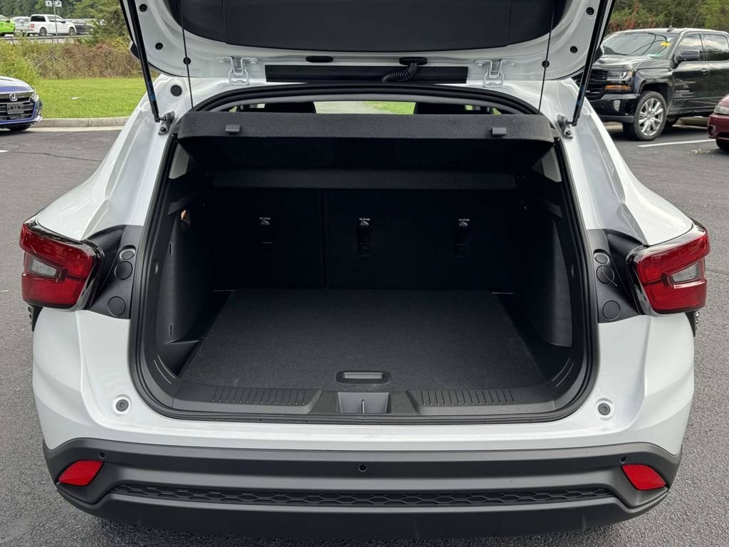 2026 Chevrolet Trax LT - Photo 15