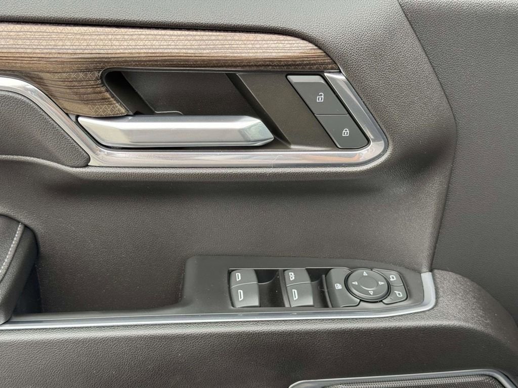 2023 Chevrolet Silverado 1500 RST - Photo 18