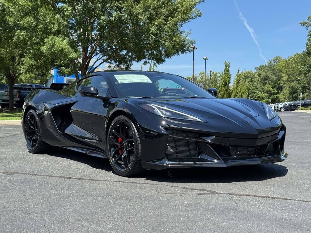 2027 Chevrolet Corvette 2LZ - Photo 2