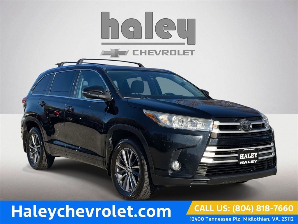 2017 Toyota Highlander XLE's photo