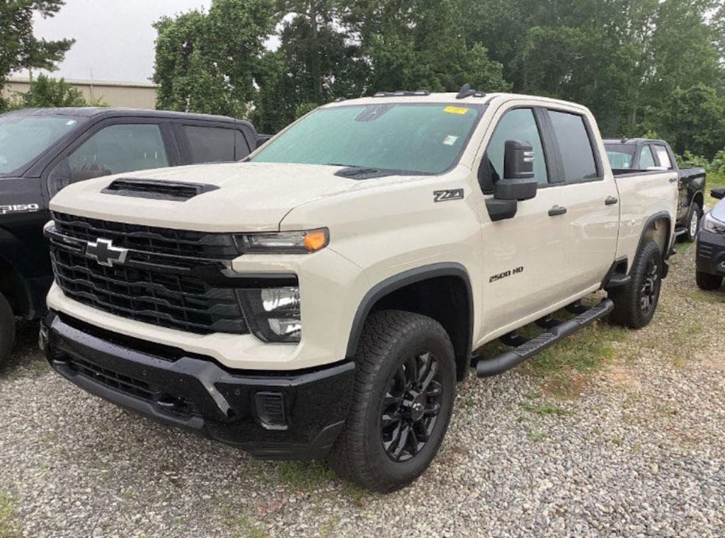 Used 2026 Chevrolet Silverado 2500 HD Custom Truck