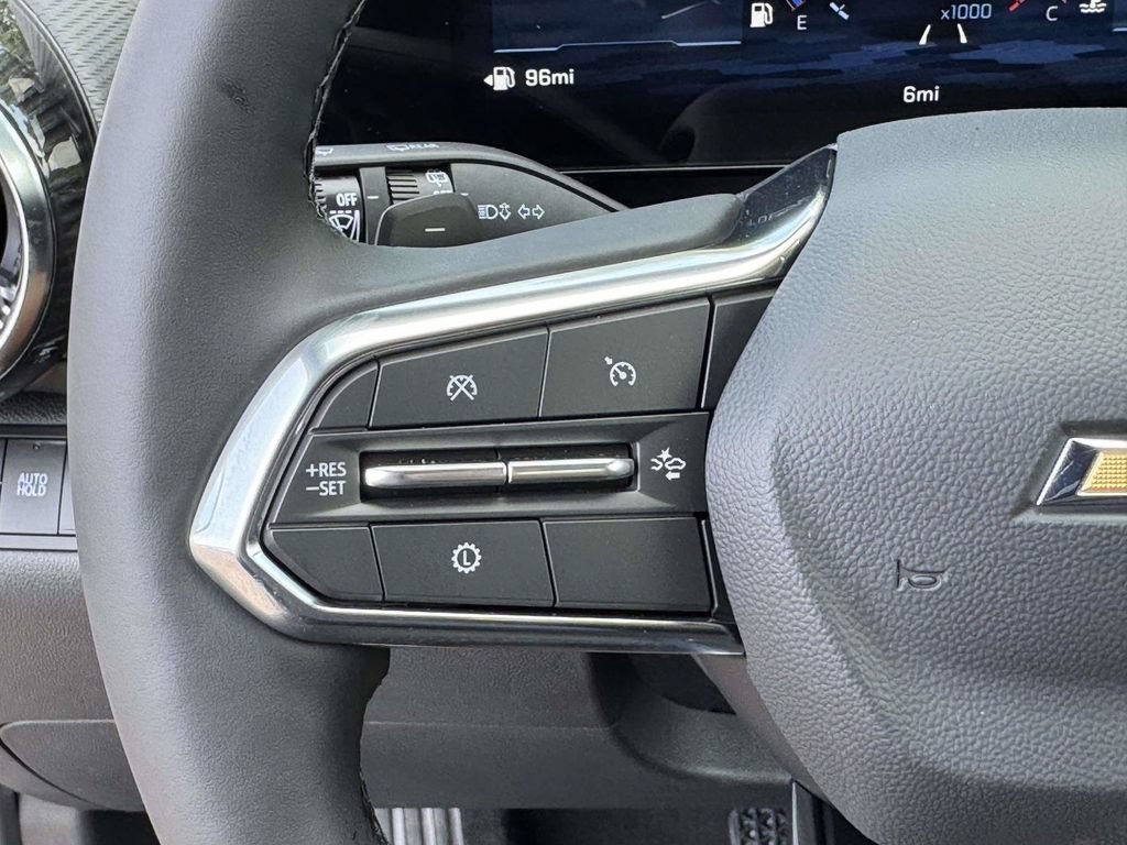 2027 Chevrolet Equinox LT - Photo 11