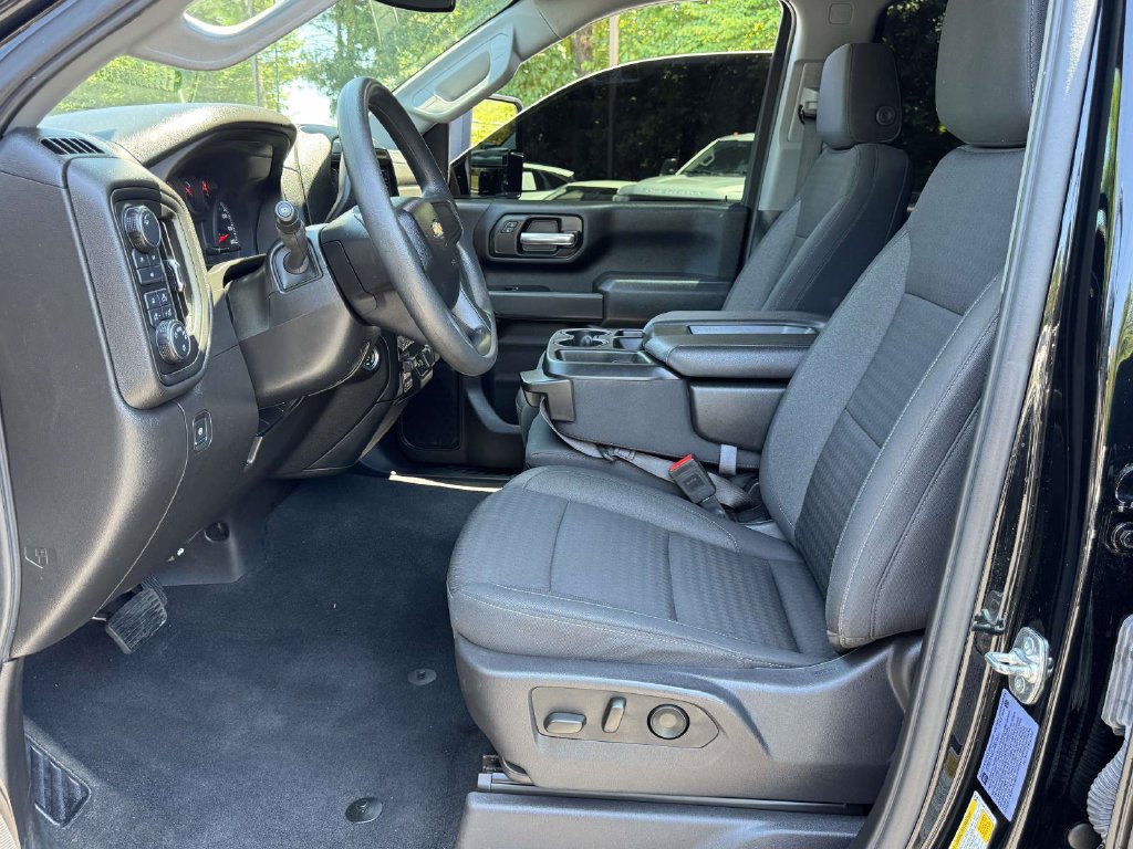 2025 Chevrolet Silverado 2500HD Custom - Photo 20
